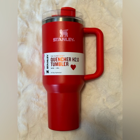 NEW Stanley Valentines Day Heart 40 oz Target Exclusive Red Tumbler - Picture 11 of 11